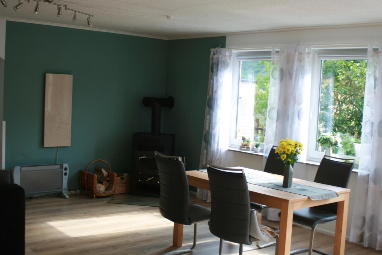 Ferienwohnung Jatta Sankt Aldegund Esterno foto